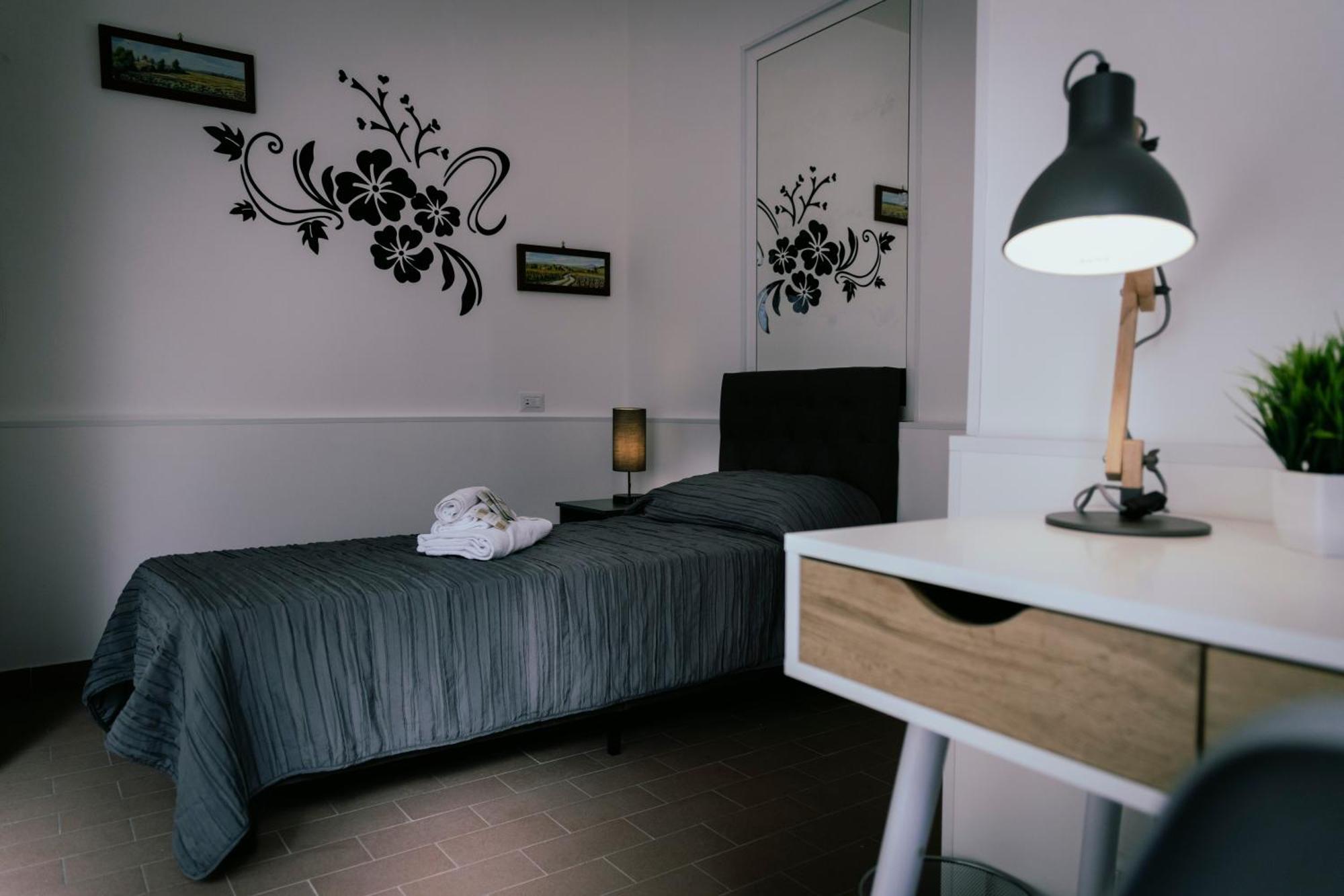 Guesthouse Aurora A.E. Рим Екстер'єр фото