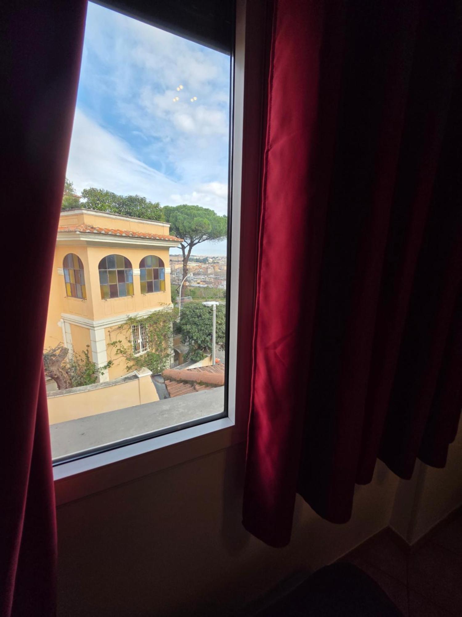 Guesthouse Aurora A.E. Рим Екстер'єр фото