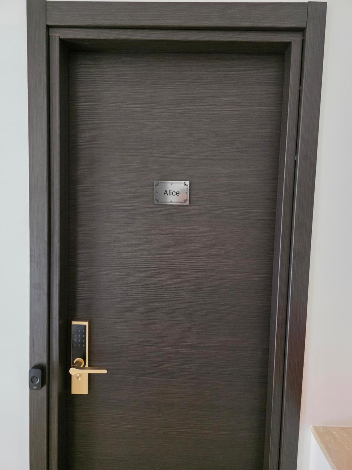 Guesthouse Aurora A.E. Рим Екстер'єр фото